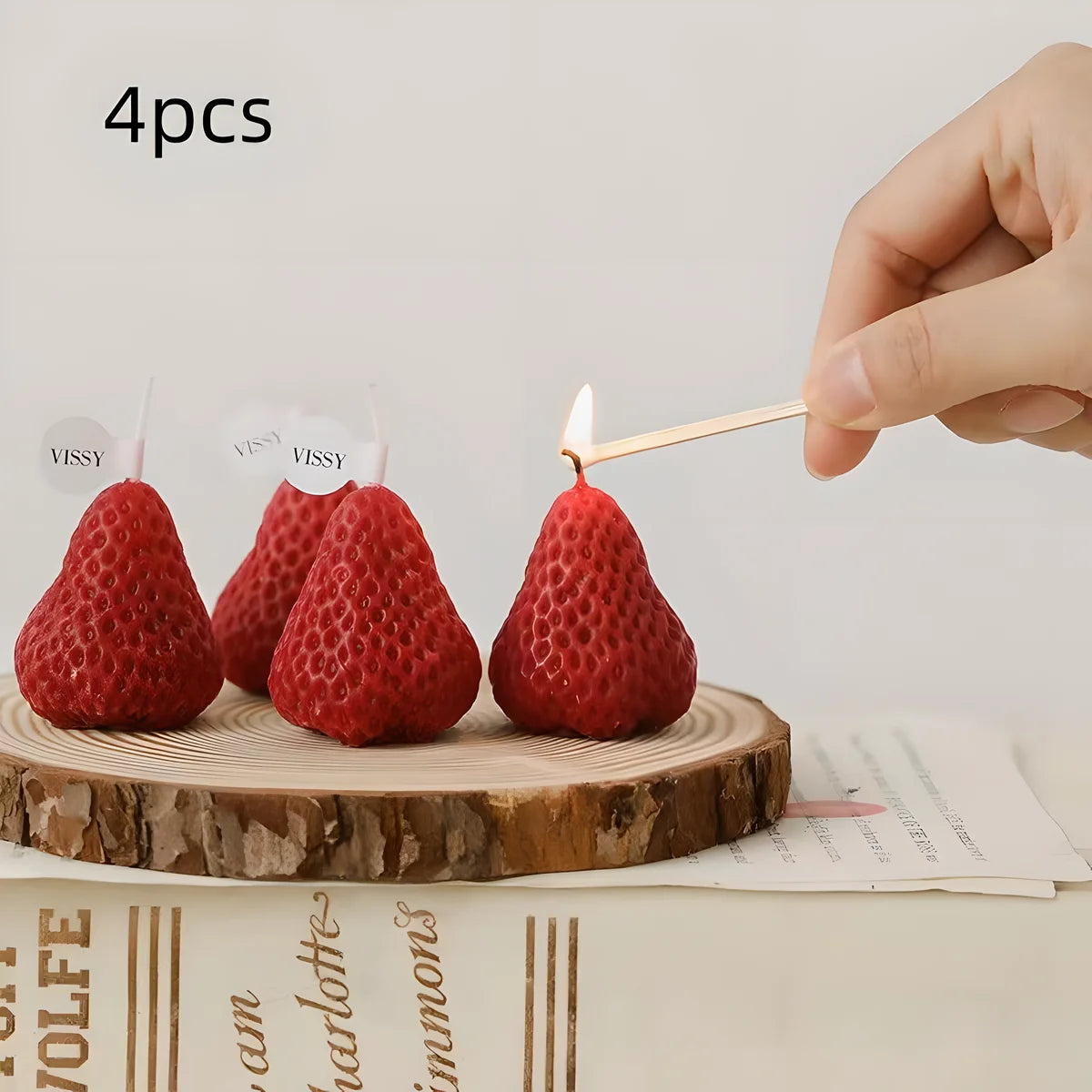 4pcs Strawberry-Shaped Miniature Fruit-Scented Candles